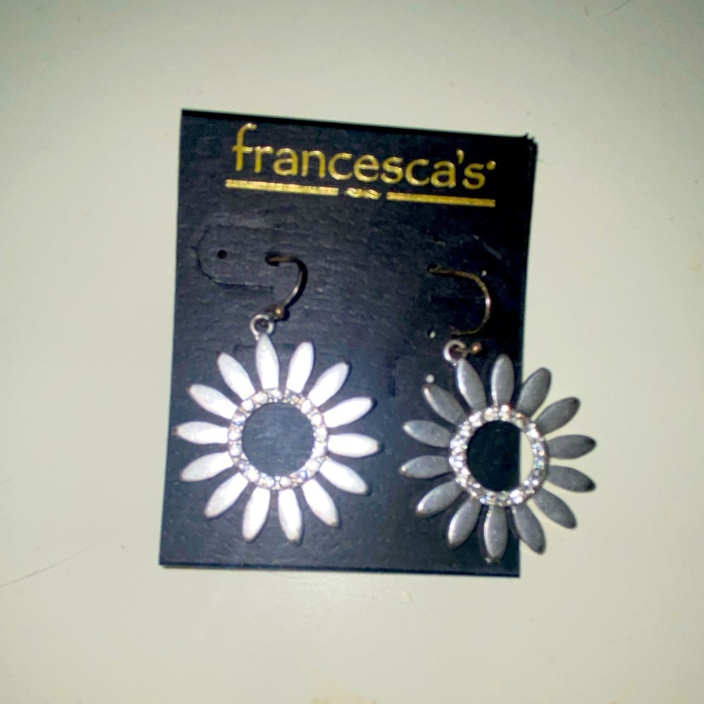 Francesca’s flower earrings